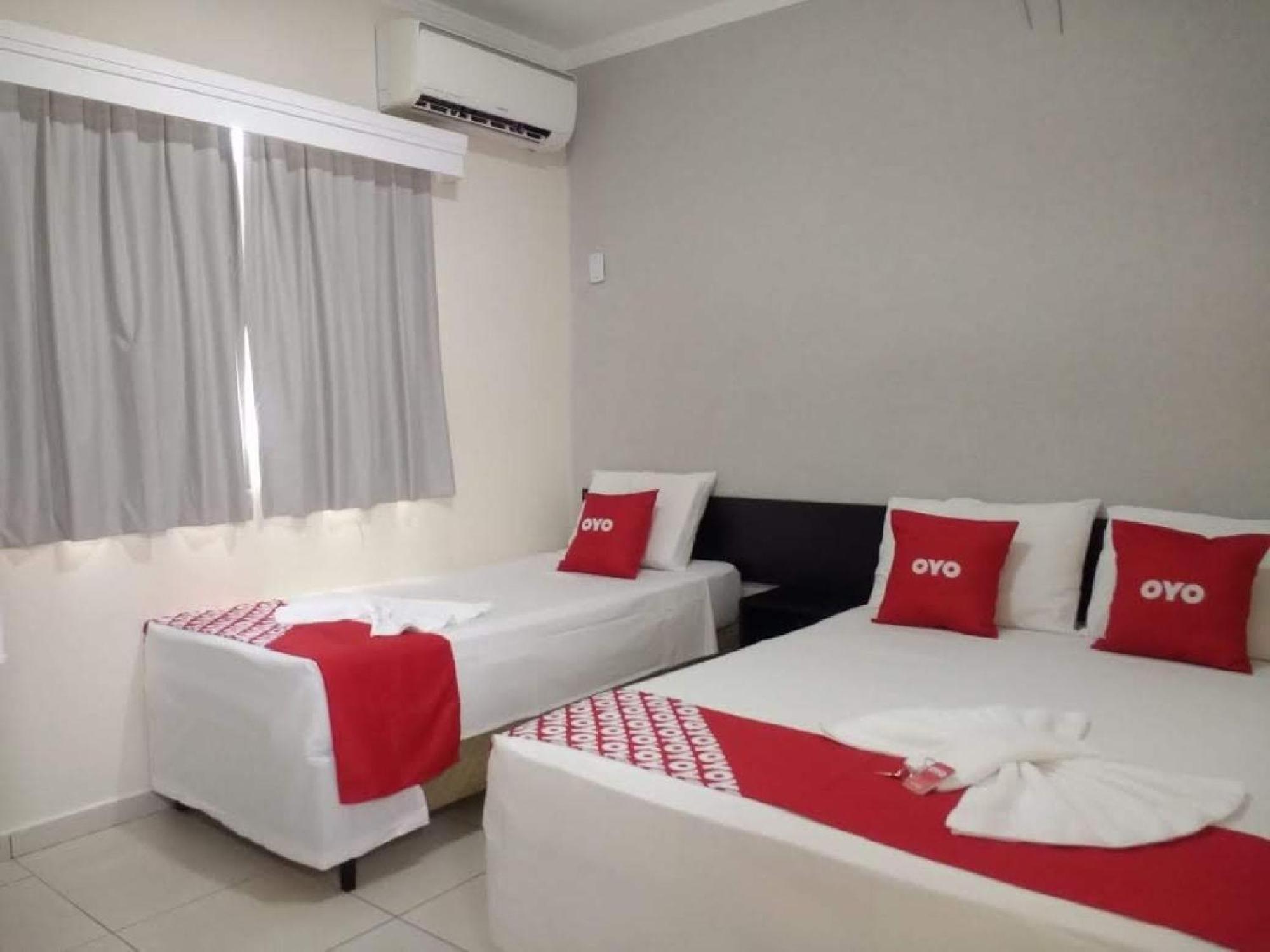 Oyo Cerrado Hotel, Campo Grande Κάμπο Γκράντε Εξωτερικό φωτογραφία A typical OYO hotel room in Brazil