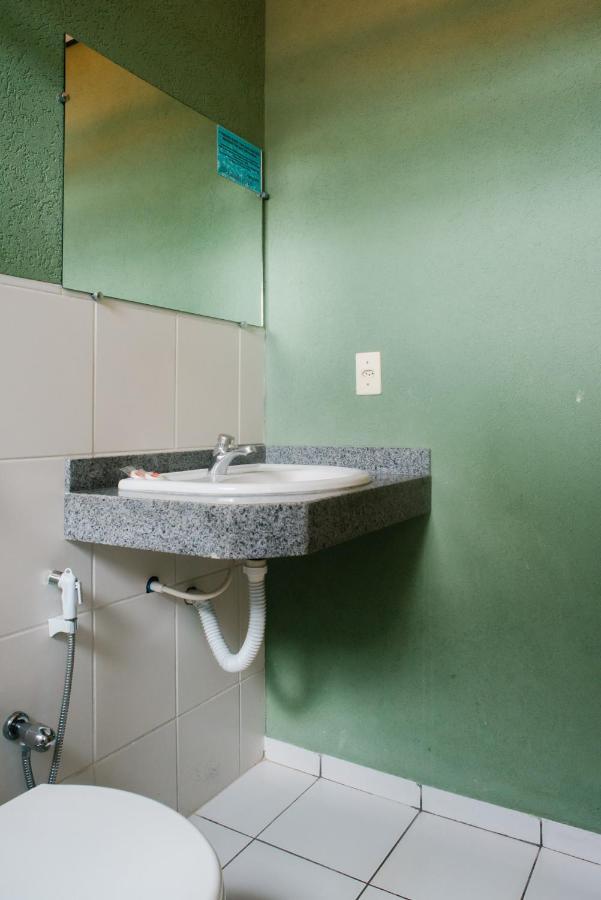 Oyo Cerrado Hotel, Campo Grande Κάμπο Γκράντε Εξωτερικό φωτογραφία A wall-mounted sink