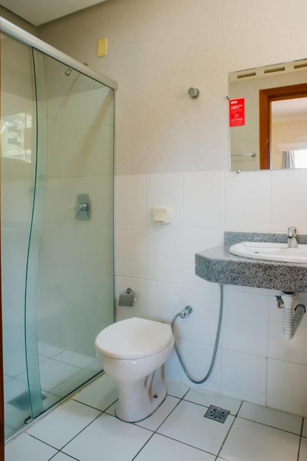 Oyo Cerrado Hotel, Campo Grande Κάμπο Γκράντε Εξωτερικό φωτογραφία A shower cubicle